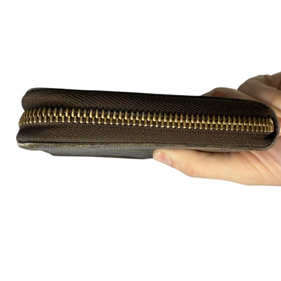 Louis Vuitton Ebene Damier Zippy Wallet - Picture 12 of 16